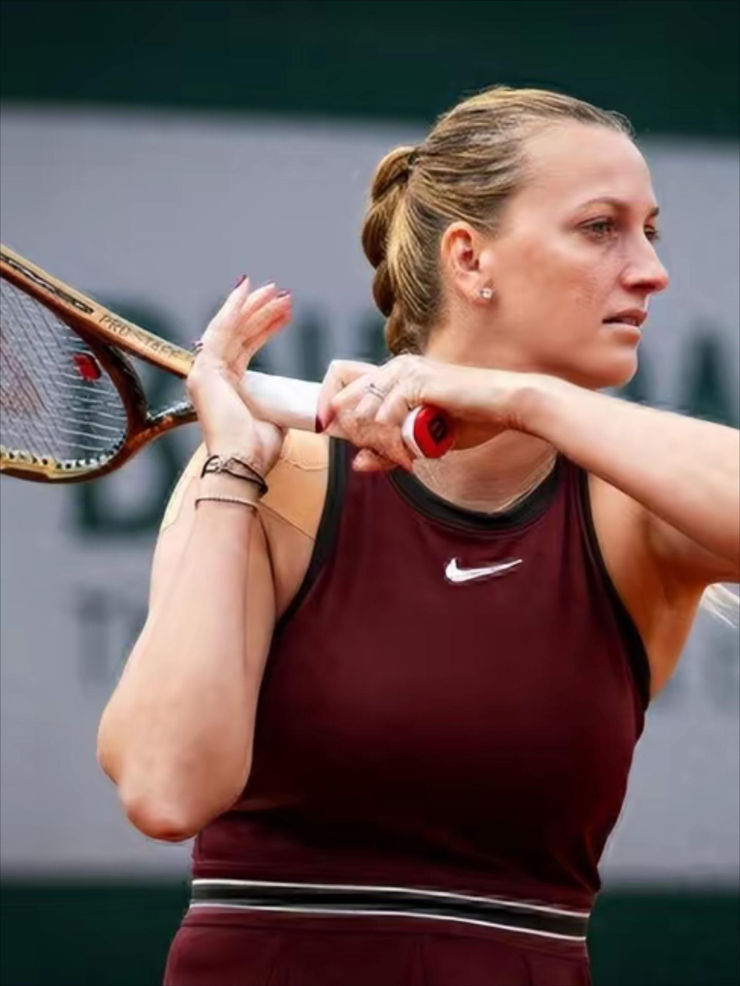 开云·体育官方网站-科维托娃新星刷新纪录表现突出，曼联前途光明！上演精彩一战(研发费用75和100的区别)